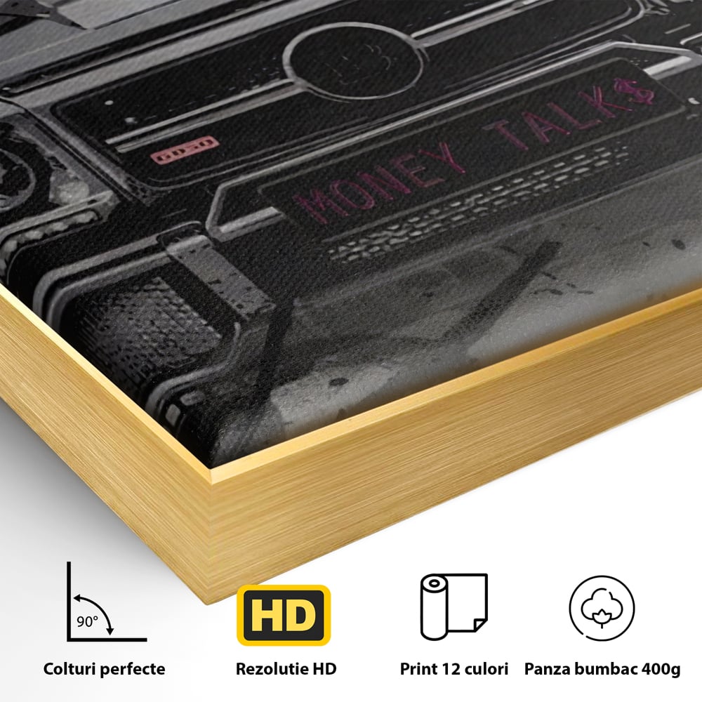 Detaliu al suprafetei: tablou canvas cu masina mercedes neagra, in rama de aluminiu auriu