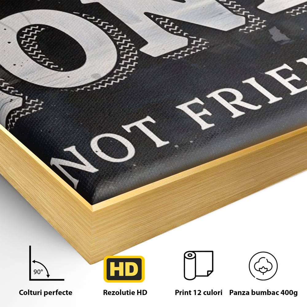 Detaliu al suprafetei: tablou canvas cu mesaj motivational, in rama de aluminiu auriu