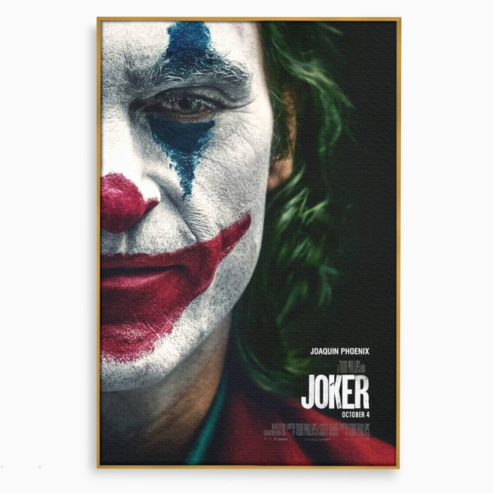 Tablou canvas cu portret close-up cu joker pe canvas, in rama de aluminiu auriu