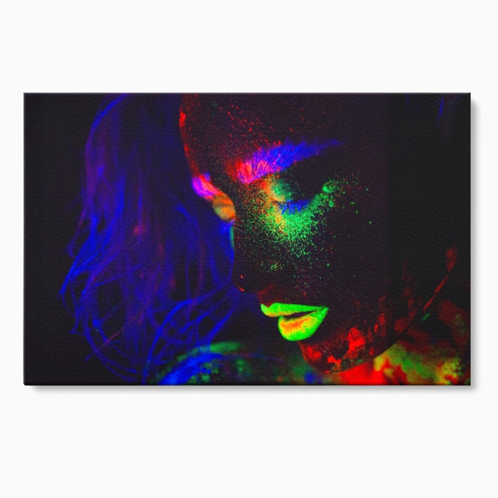 Tablou canvas cu tablou canvas cu fata in culori neon, fara rama, pe sasiu de lemn