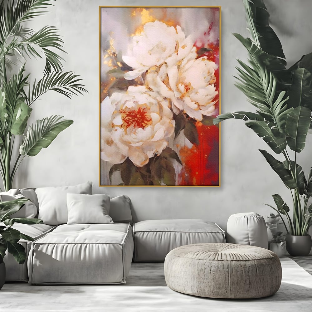 Tablou canvas cu tablou canvas cu bujori albi pictati, in rama de aluminiu auriu, pe perete intr-un living
