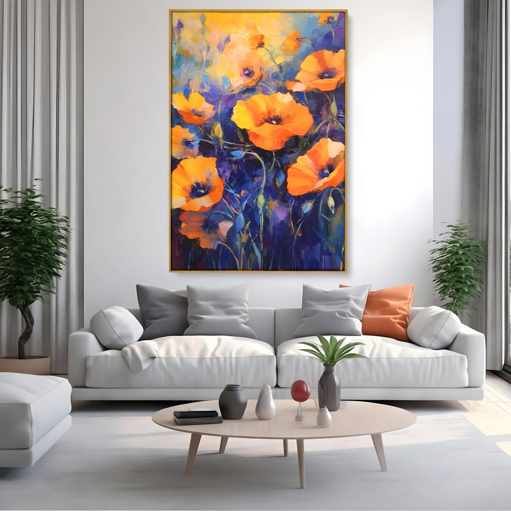Tablou canvas cu tablou canvas cu maci portocalii, in rama de aluminiu auriu, pe perete intr-un living