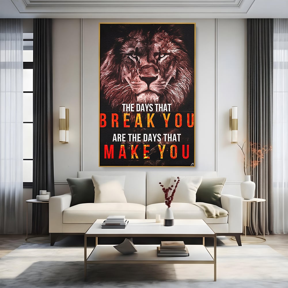 Tablou canvas cu tablou canvas cu leu si mesaj motivational, in rama de aluminiu auriu, pe perete intr-un living
