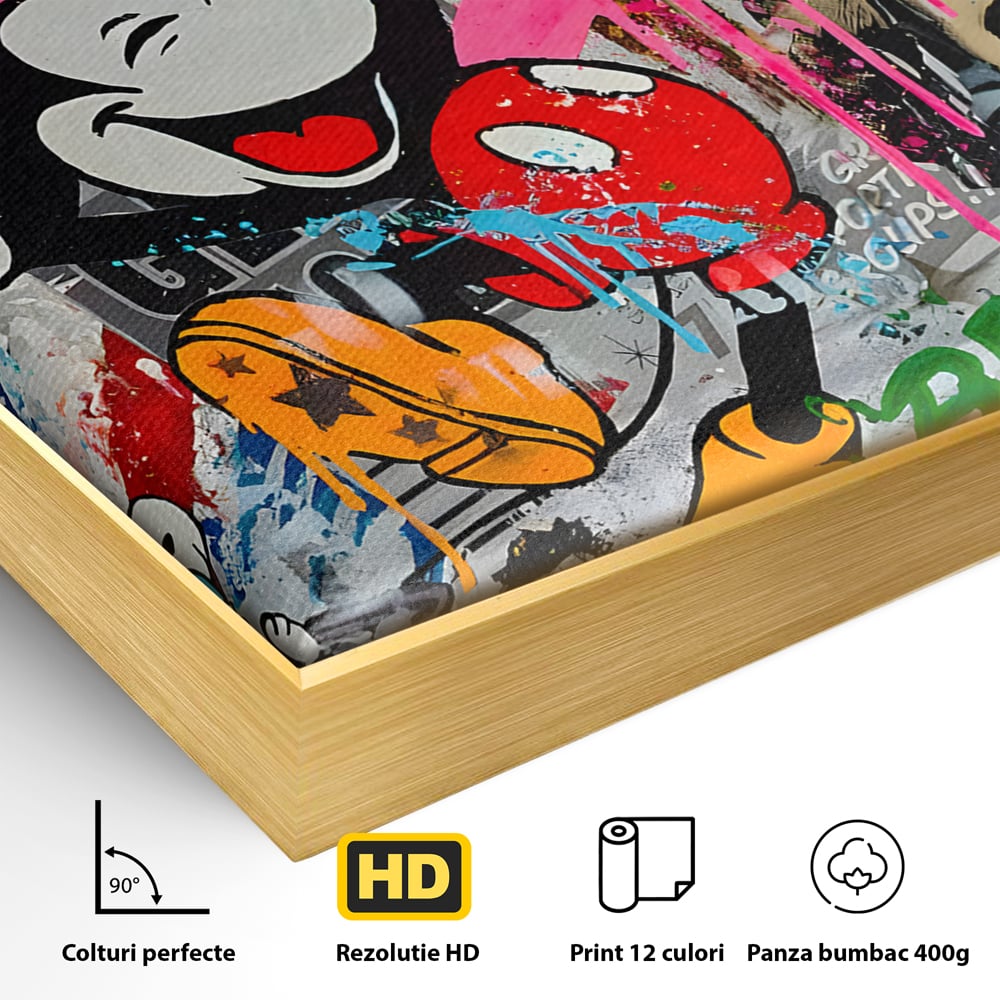 Detaliu al suprafetei: tablou canvas cu mickey mouse si personaje pop art, in rama de aluminiu auriu