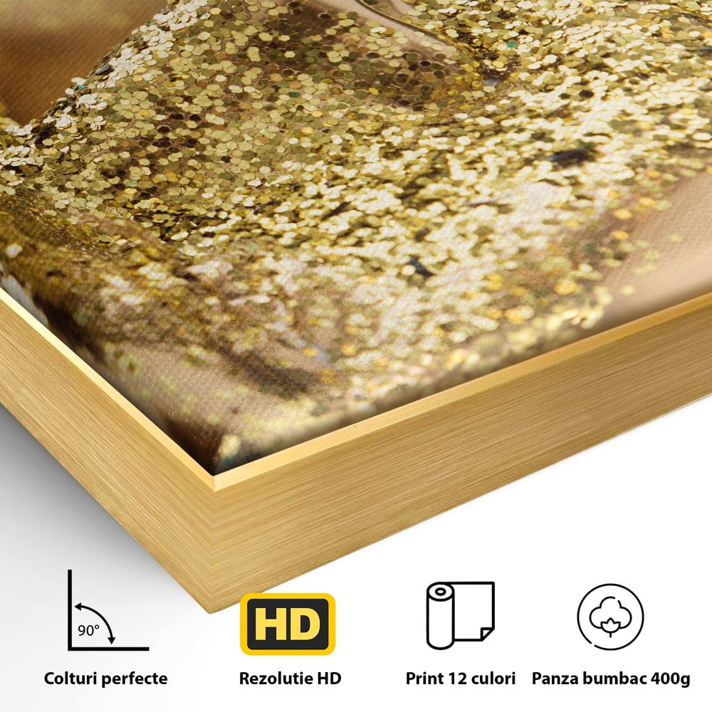 Detaliu al suprafetei: tablou canvas cu chip acoperit de sclipici auriu, in rama de aluminiu auriu