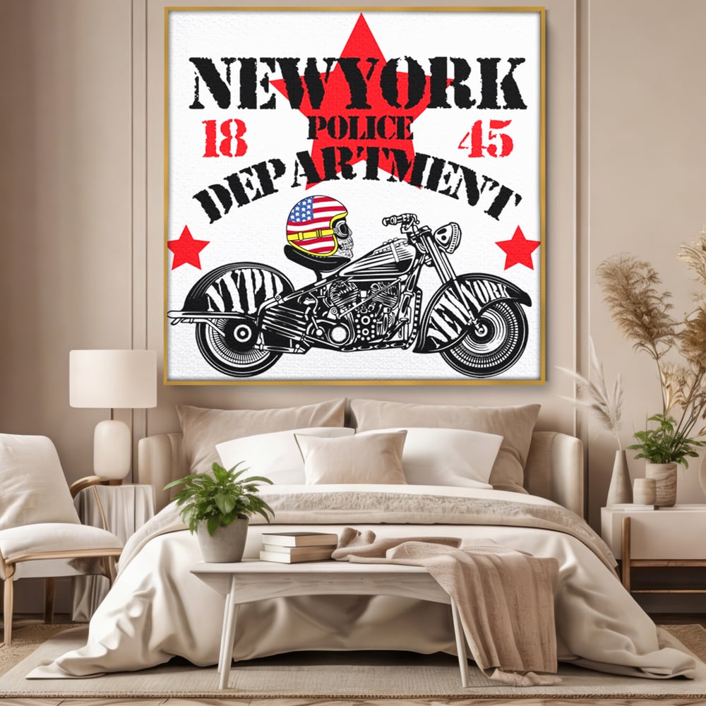 Tablou canvas cu tablou canvas cu motocicleta si craniu, in rama de aluminiu auriu, pe perete intr-un dormitor
