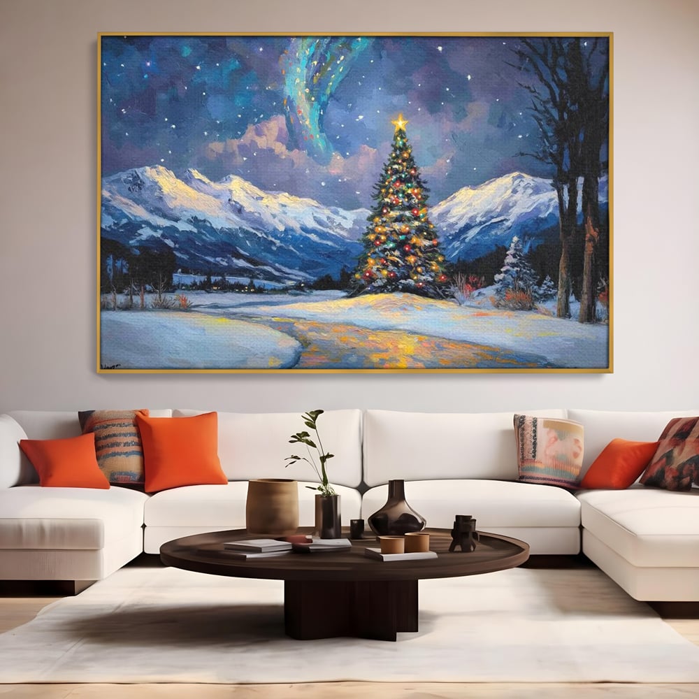 Tablou canvas cu tablou canvas cu brad impodobit noaptea, in rama de aluminiu auriu, pe perete intr-un living