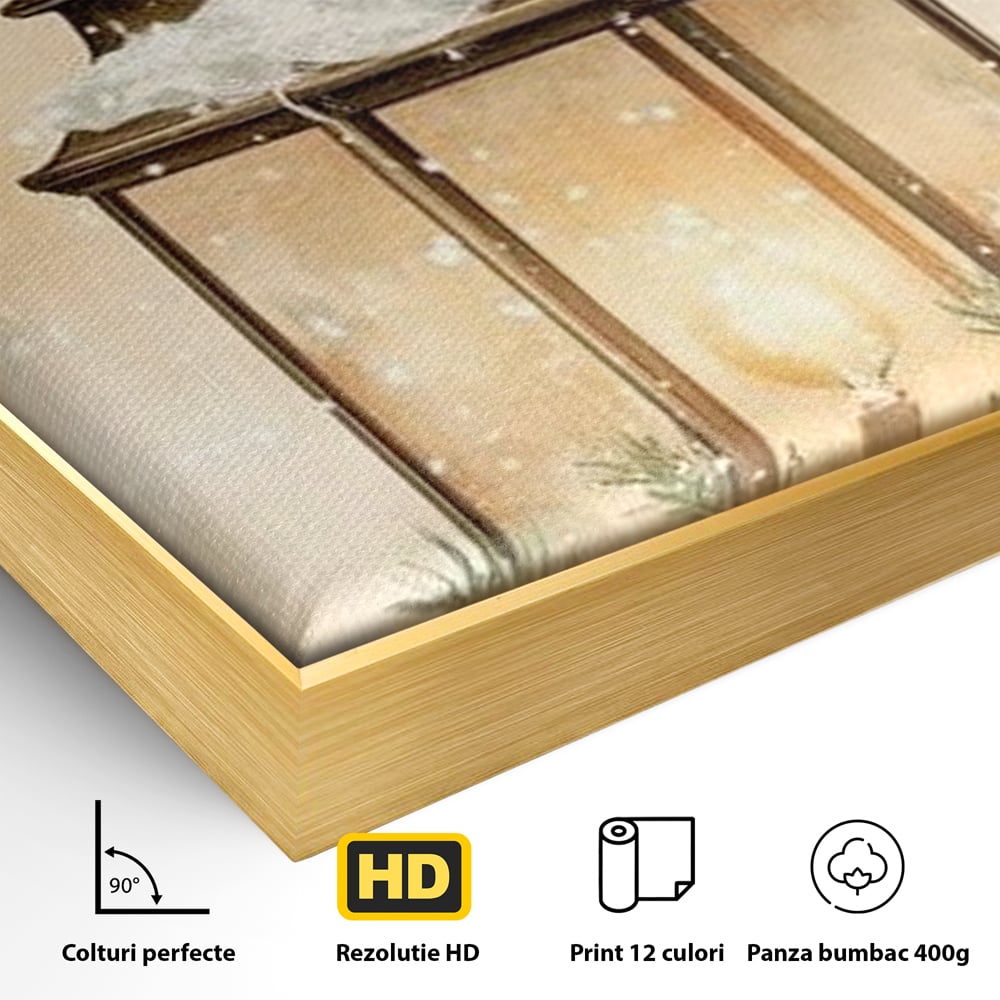 Detaliu al suprafetei: tablou canvas cu felinar de iarna, in rama de aluminiu auriu