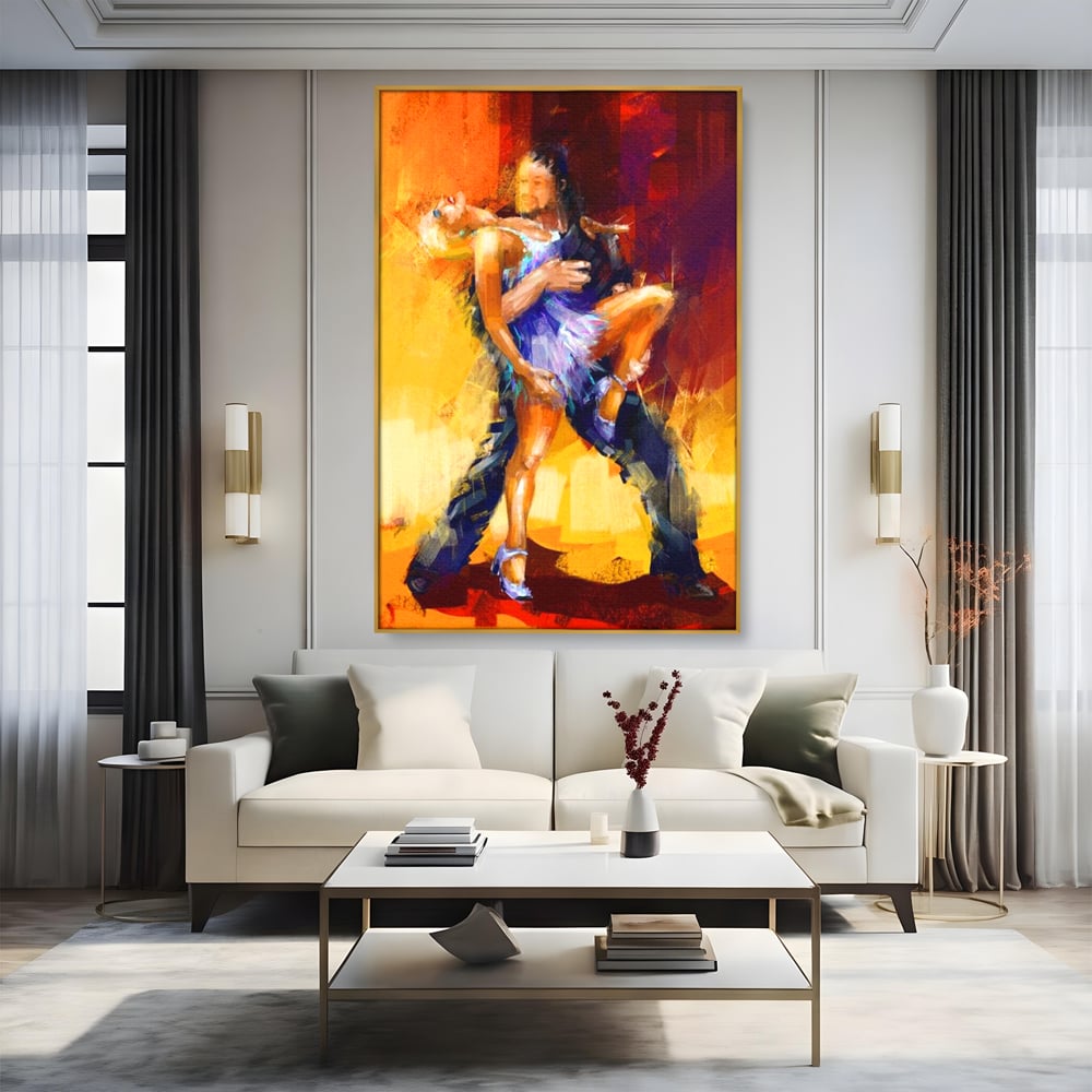 Tablou canvas cu tablou canvas cu un cuplu dansand tango, in rama de aluminiu auriu, pe perete intr-un living