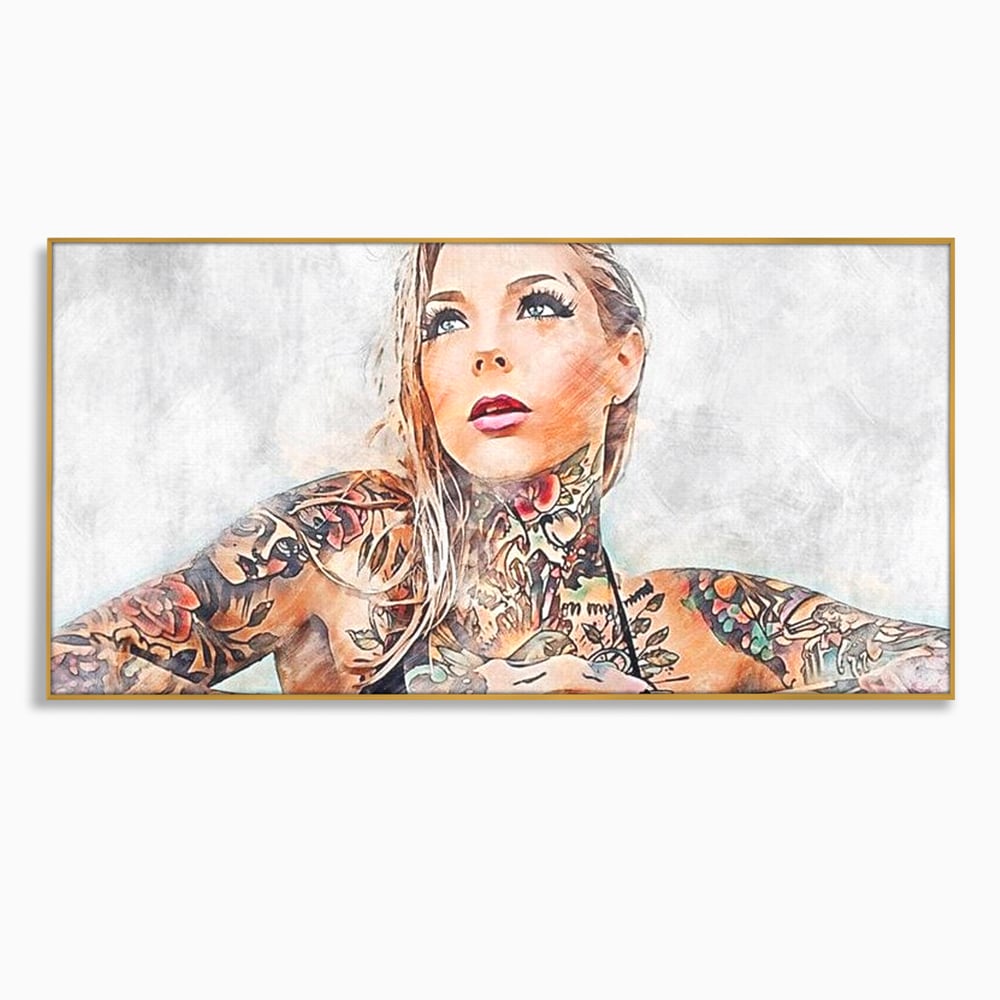 Tablou canvas cu tablou canvas cu femeie tatuata, in rama de aluminiu auriu