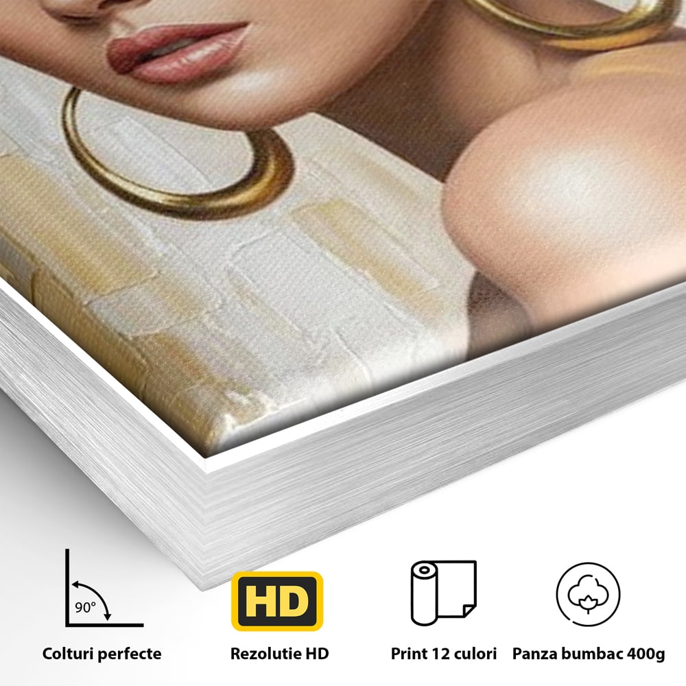 Detaliu al suprafetei: tablou canvas cu portret de femeie, in rama de aluminiu argintiu