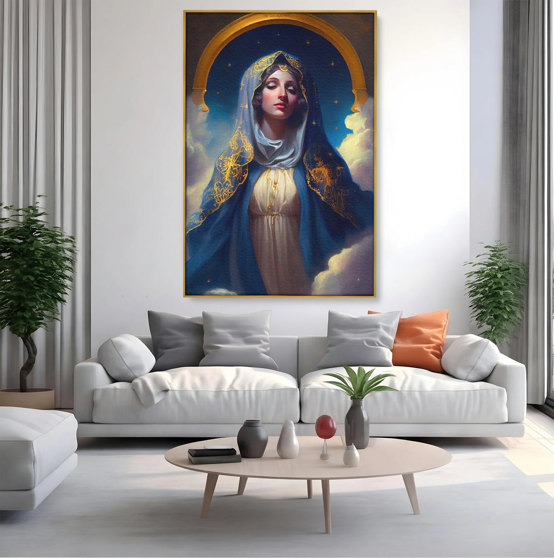 Tablou canvas cu tablou canvas cu fecioara maria, in rama de aluminiu auriu, pe perete intr-un living