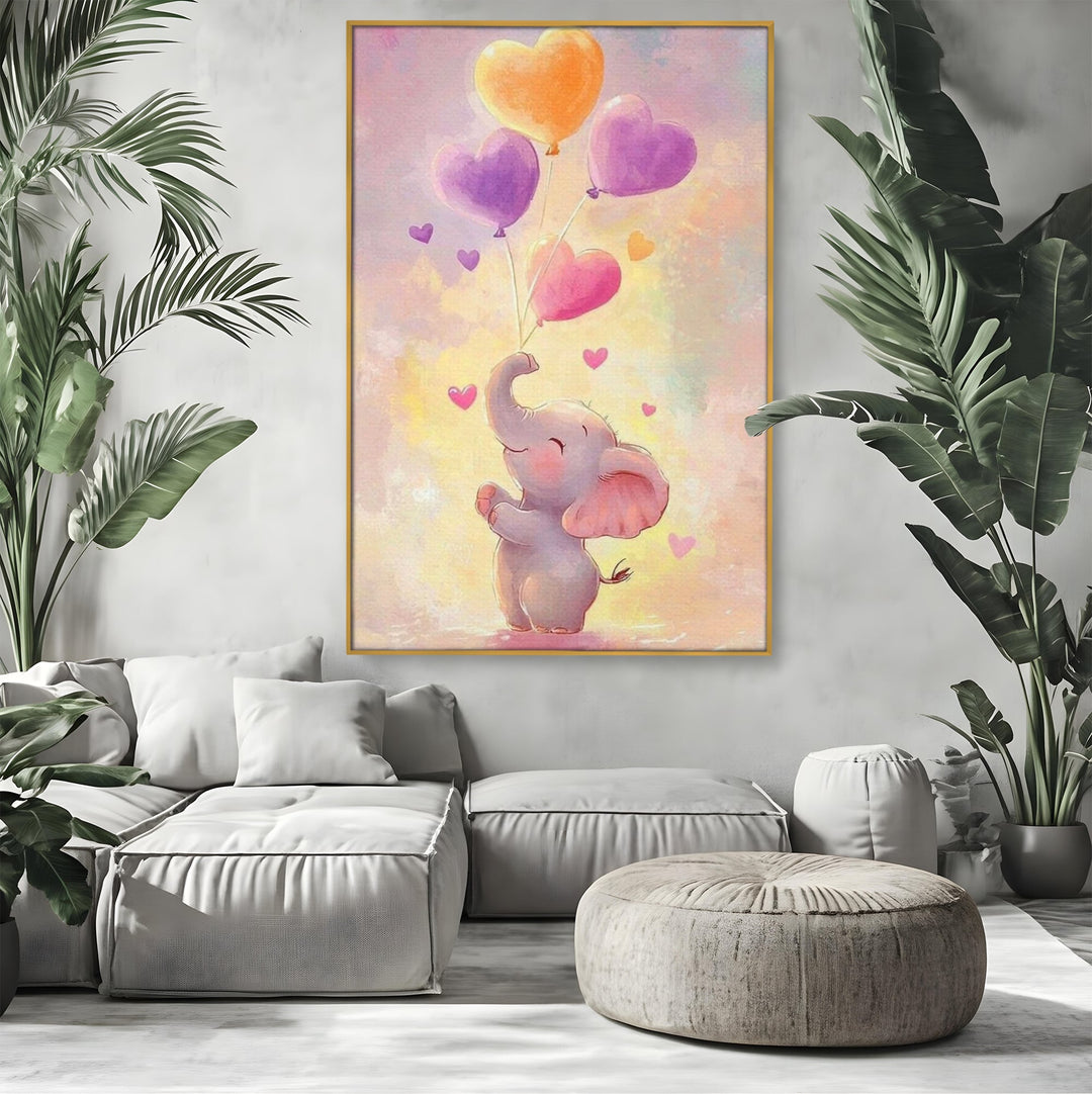 Tablou canvas cu tablou canvas cu pui de elefant, in rama de aluminiu auriu, pe perete intr-un living