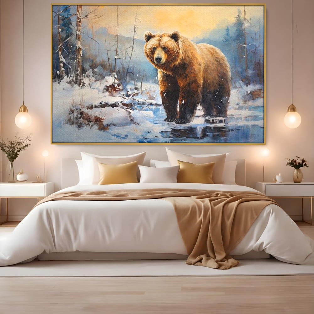 Tablou canvas cu tablou canvas cu urs brun in zapada, in rama de aluminiu auriu, pe perete intr-un dormitor