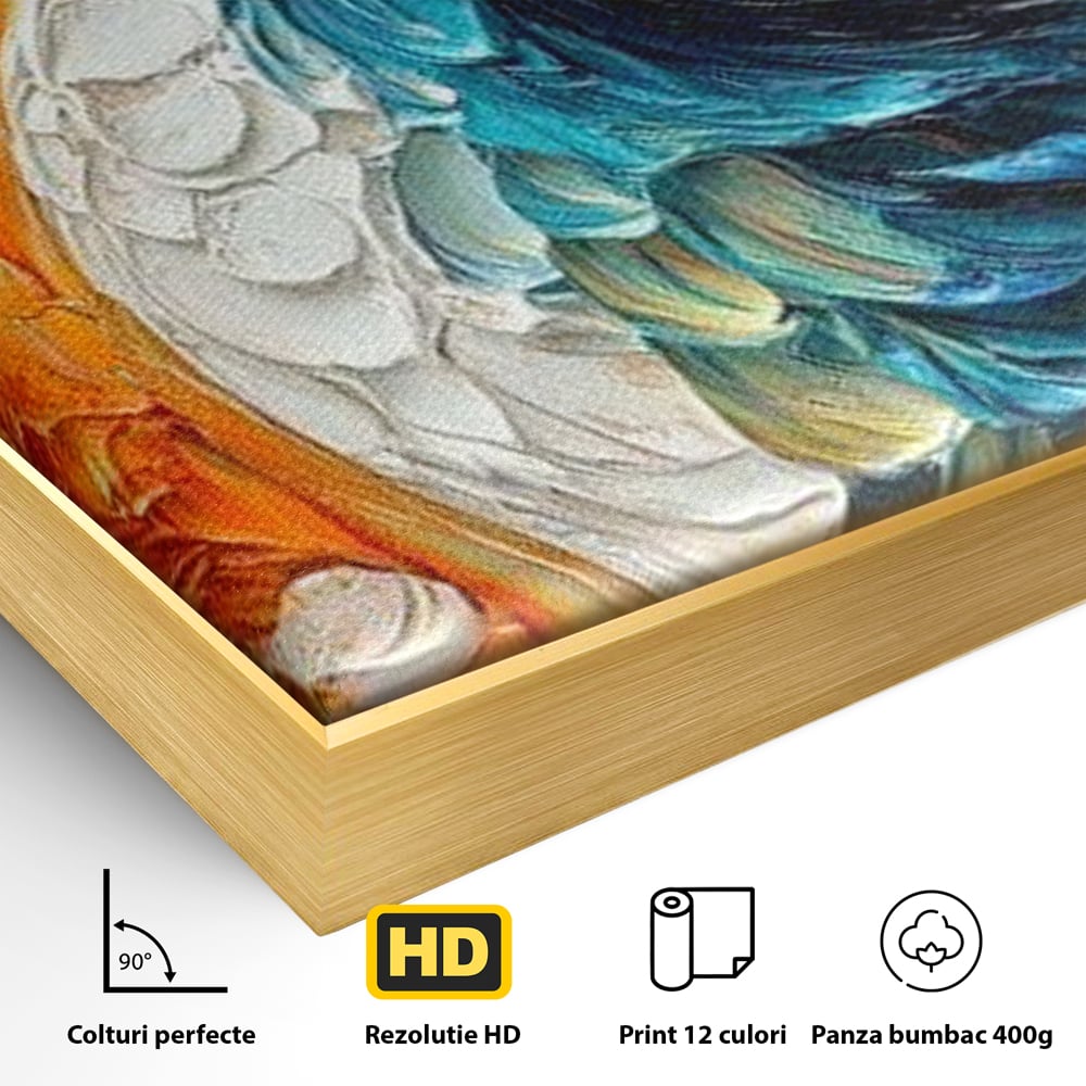 Detaliu al suprafetei: tablou canvas cu paun pictat, in rama de aluminiu auriu