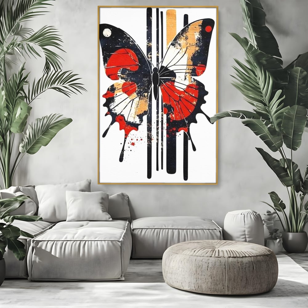 Tablou canvas cu tablou canvas cu fluture grafic, in rama de aluminiu auriu, pe perete intr-un living