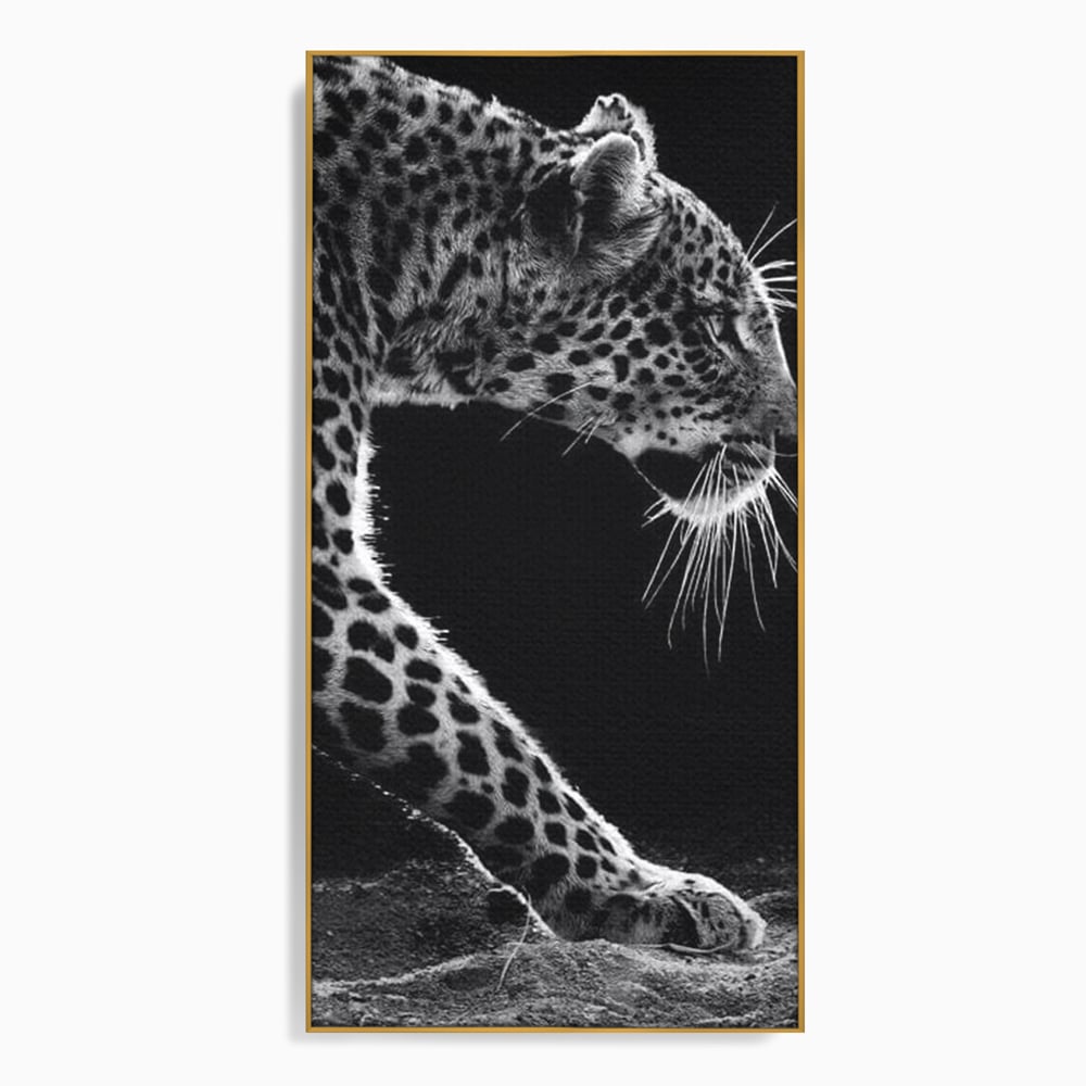 Tablou canvas cu tablou canvas cu leopard in profil, in rama de aluminiu auriu