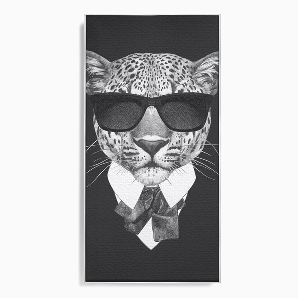 Tablou canvas cu ilustratie portret leopard gentleman, in rama de aluminiu argintiu