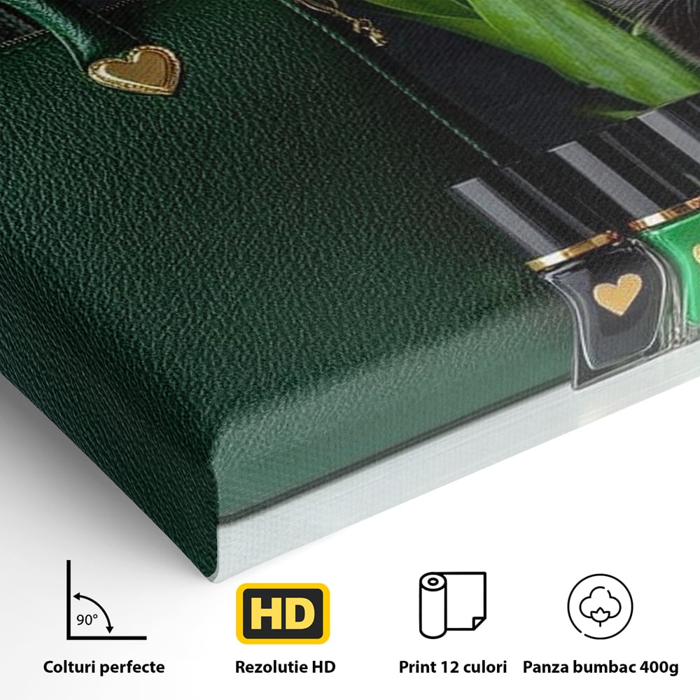 Detaliu al suprafetei: tablou canvas cu pisica si poseta, fara rama, pe sasiu de lemn