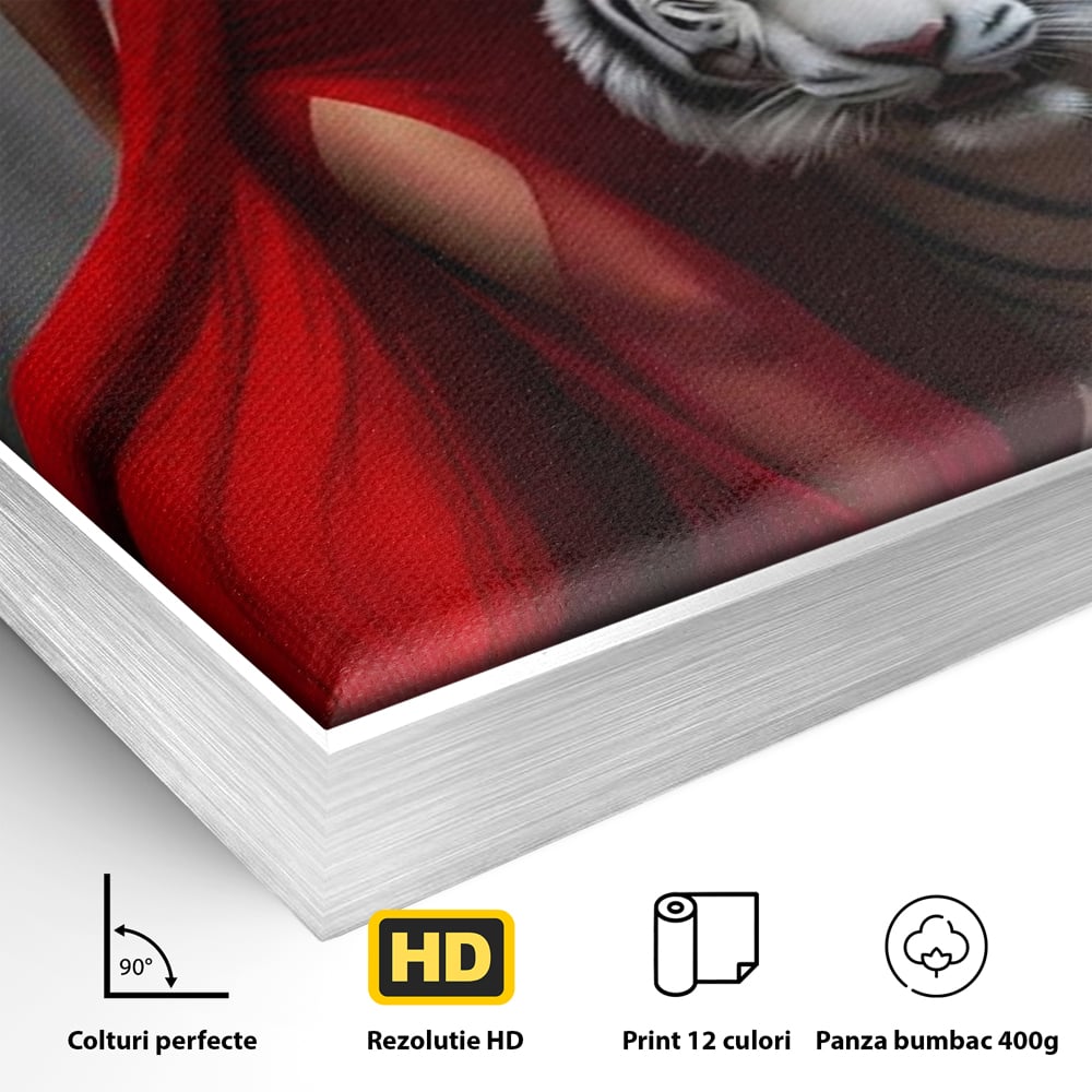 Detaliu al suprafetei: tablou canvas cu femeie si tigru alb, in rama de aluminiu argintiu