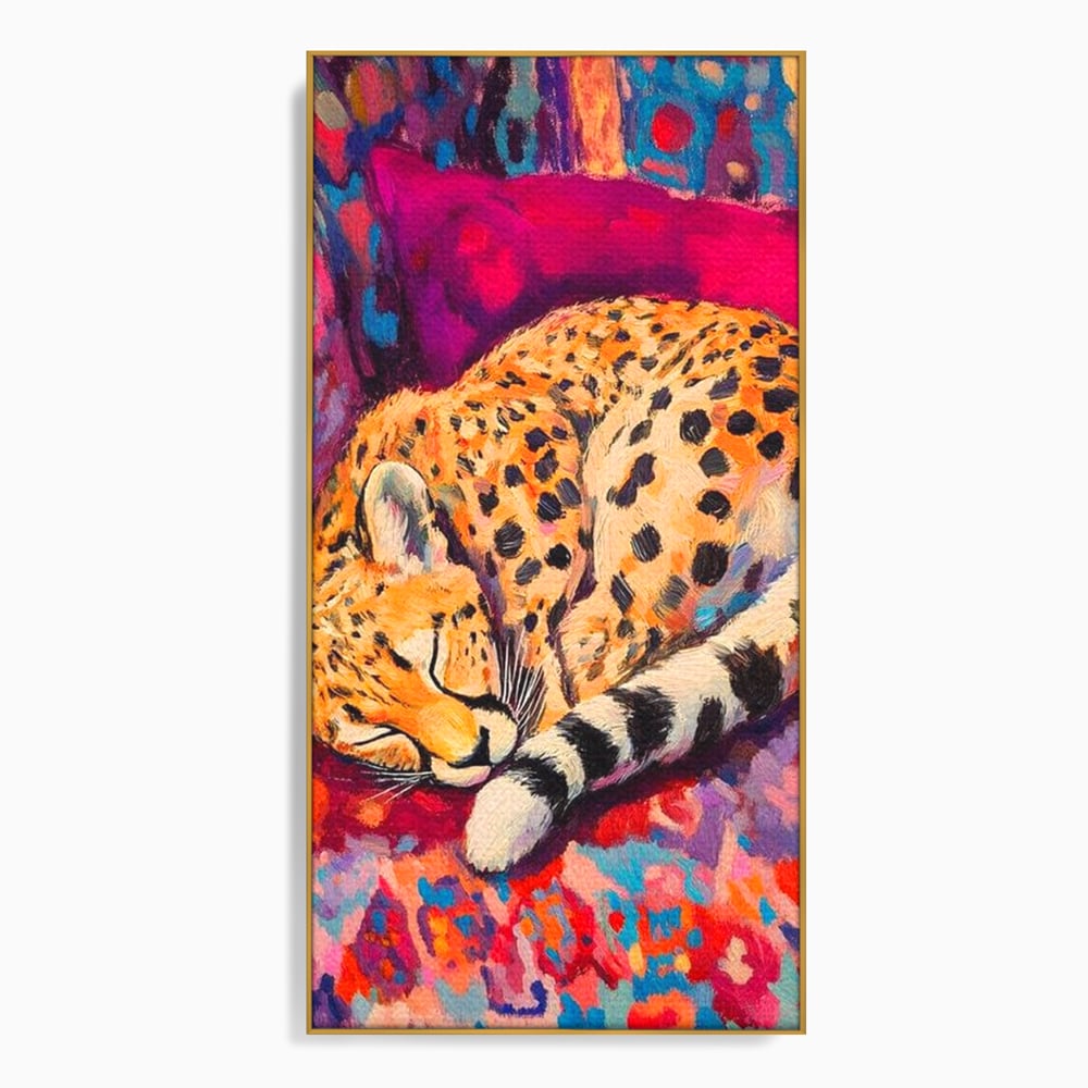 Tablou canvas cu tablou canvas cu ghepard dormind, in rama de aluminiu auriu