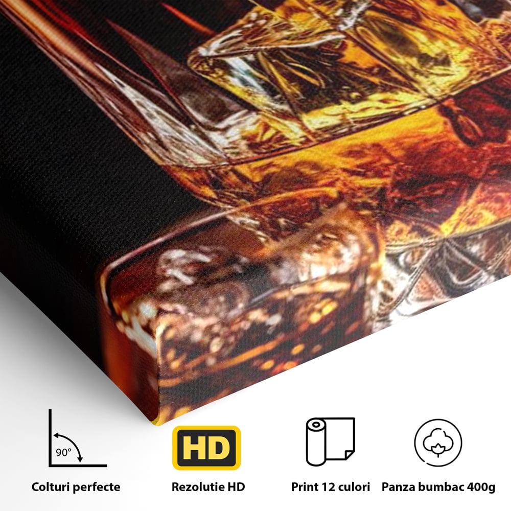 Detaliu al suprafetei: tablou canvas cu turnare de whisky, fara rama, pe sasiu de lemn