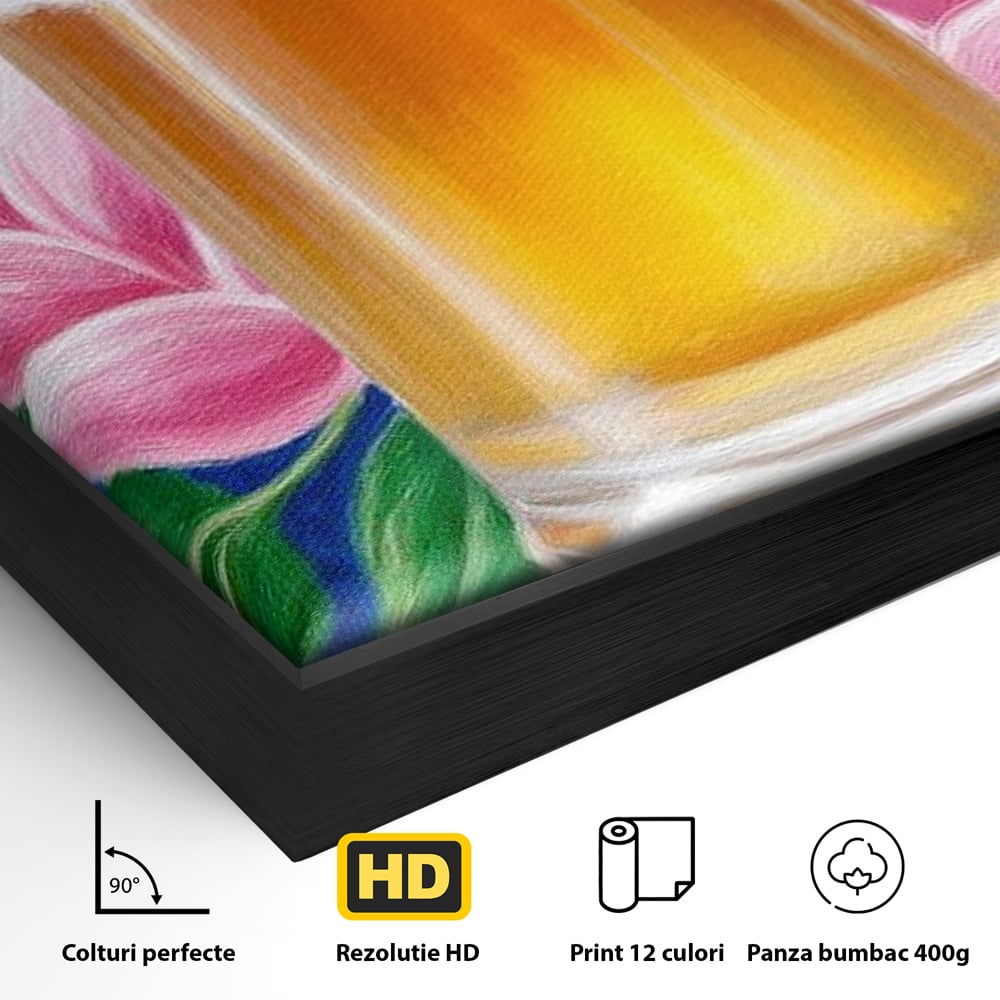 Detaliu al suprafetei: tablou canvas cu halba de bere si flori roz, in rama de aluminiu negru
