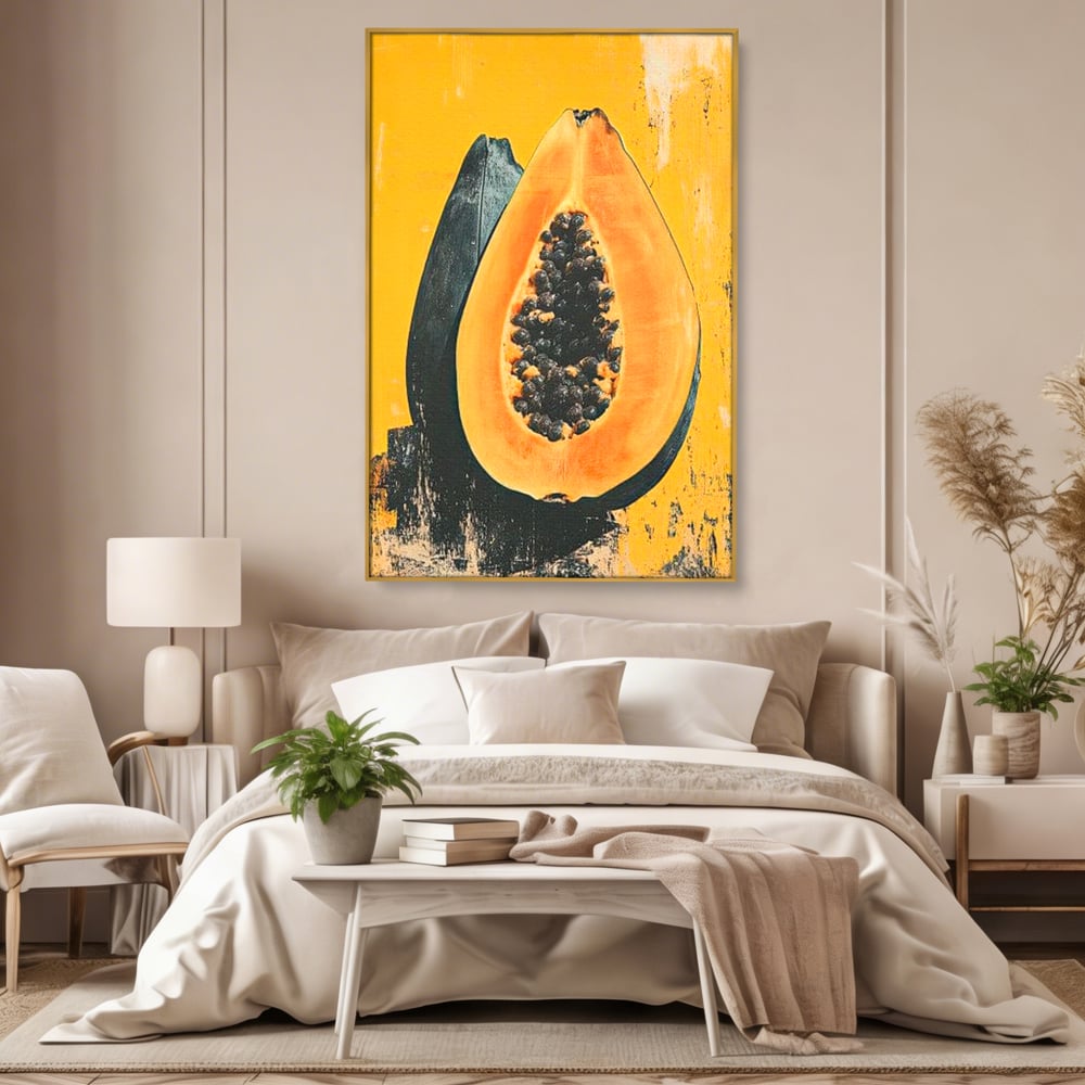 Tablou canvas cu tablou canvas cu papaya taiata, in rama de aluminiu auriu, pe perete intr-un dormitor