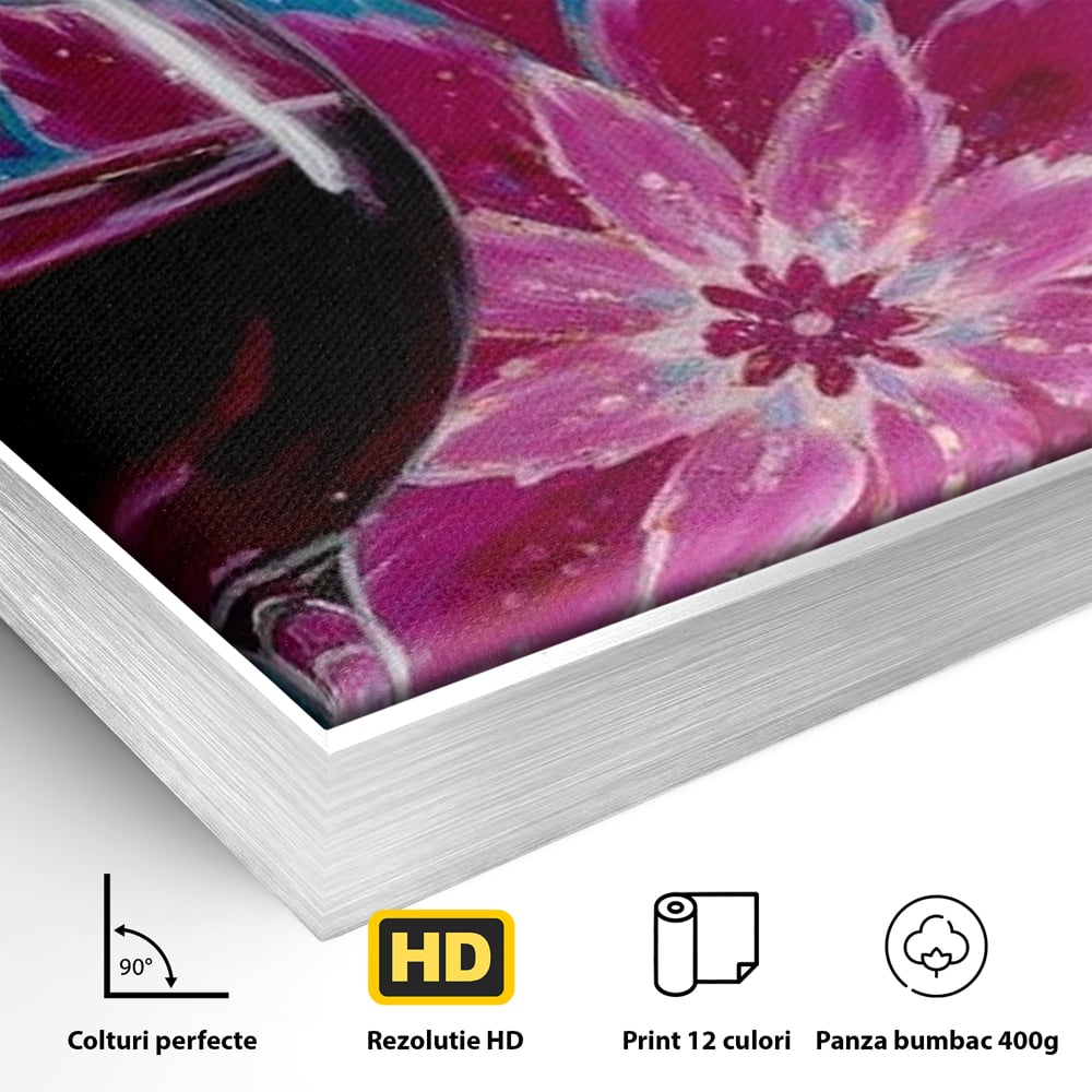 Detaliu al suprafetei: tablou canvas cu pahar de vin si mandala, in rama de aluminiu argintiu