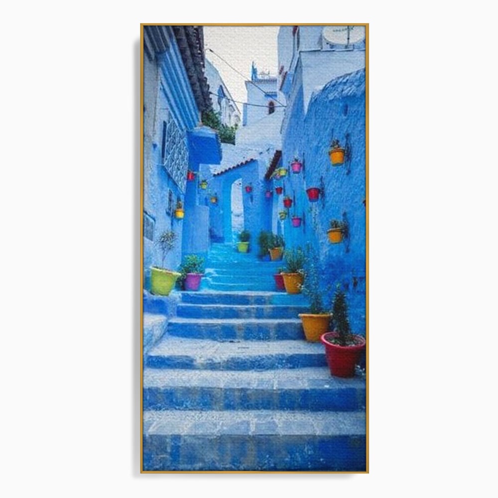 Tablou canvas cu tablou canvas cu straduta albastra din maroc, in rama de aluminiu auriu