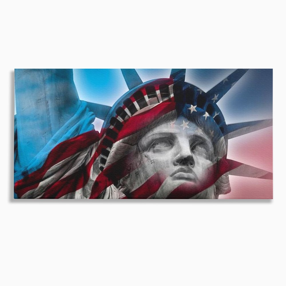 Tablou canvas cu statuia libertatii suprapusa cu steagul american, fara rama, pe sasiu de lemn