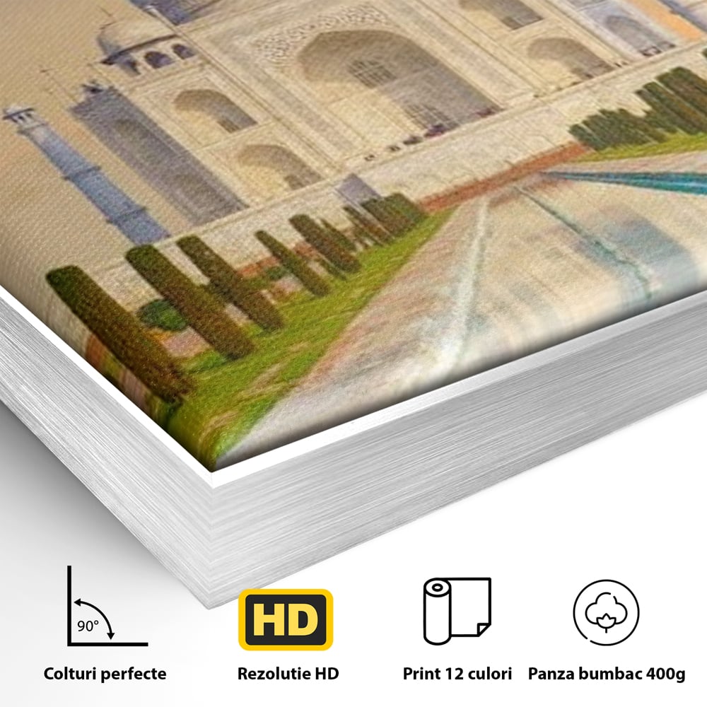 Detaliu al suprafetei: tablou canvas cu taj mahal, in rama de aluminiu argintiu