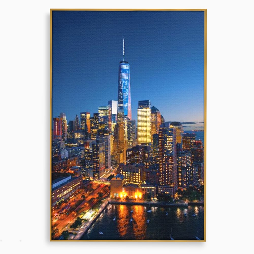 Tablou canvas cu panoramic nocturn cu zghiet-nori din new york, in rama de aluminiu auriu