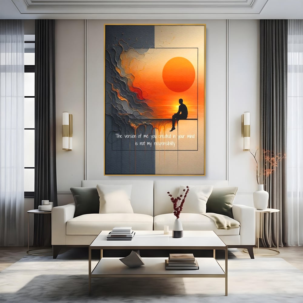 Tablou canvas cu tablou canvas cu silueta pe fundal de apus, in rama de aluminiu auriu, pe perete intr-un living