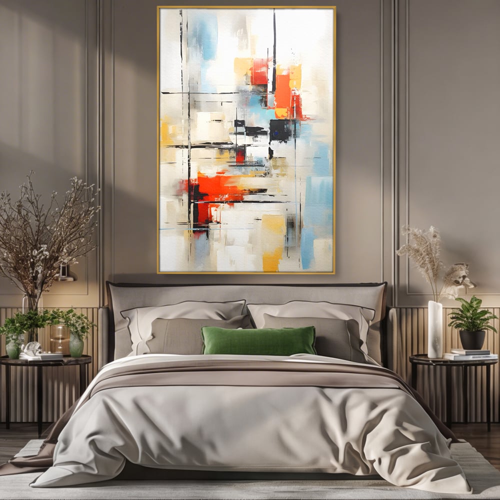 Tablou canvas cu pictura abstracta cu linii si pete, in rama de aluminiu auriu, pe perete intr-un dormitor