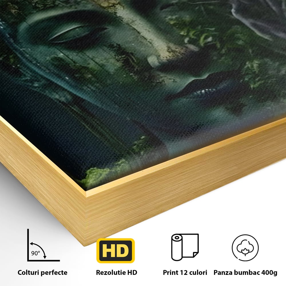 Detaliu al suprafetei: tablou canvas cu cap de buddha imbracat in vegetatie, in rama de aluminiu auriu