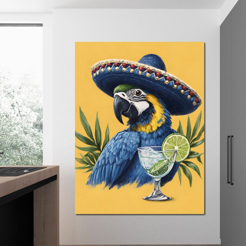 tablou canvas cu un papagal exotic cu o palarie sombrero si un pahar de  cocktail mojito cu o felie de lime pe fundal galben pastelat
