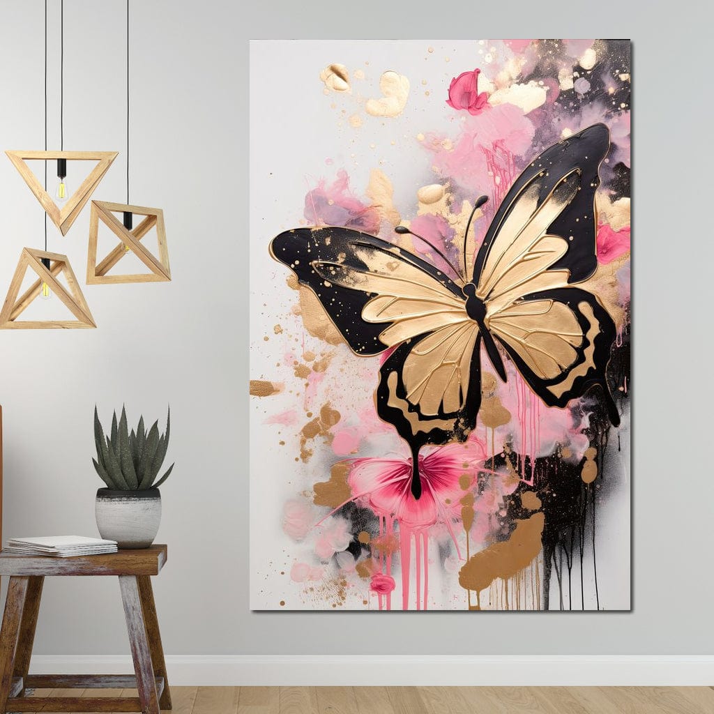 tablou canvas cu un fluture auriu cu contur negru, pe fundal abstract deschis cu pete de culoare roz, negru si auriu