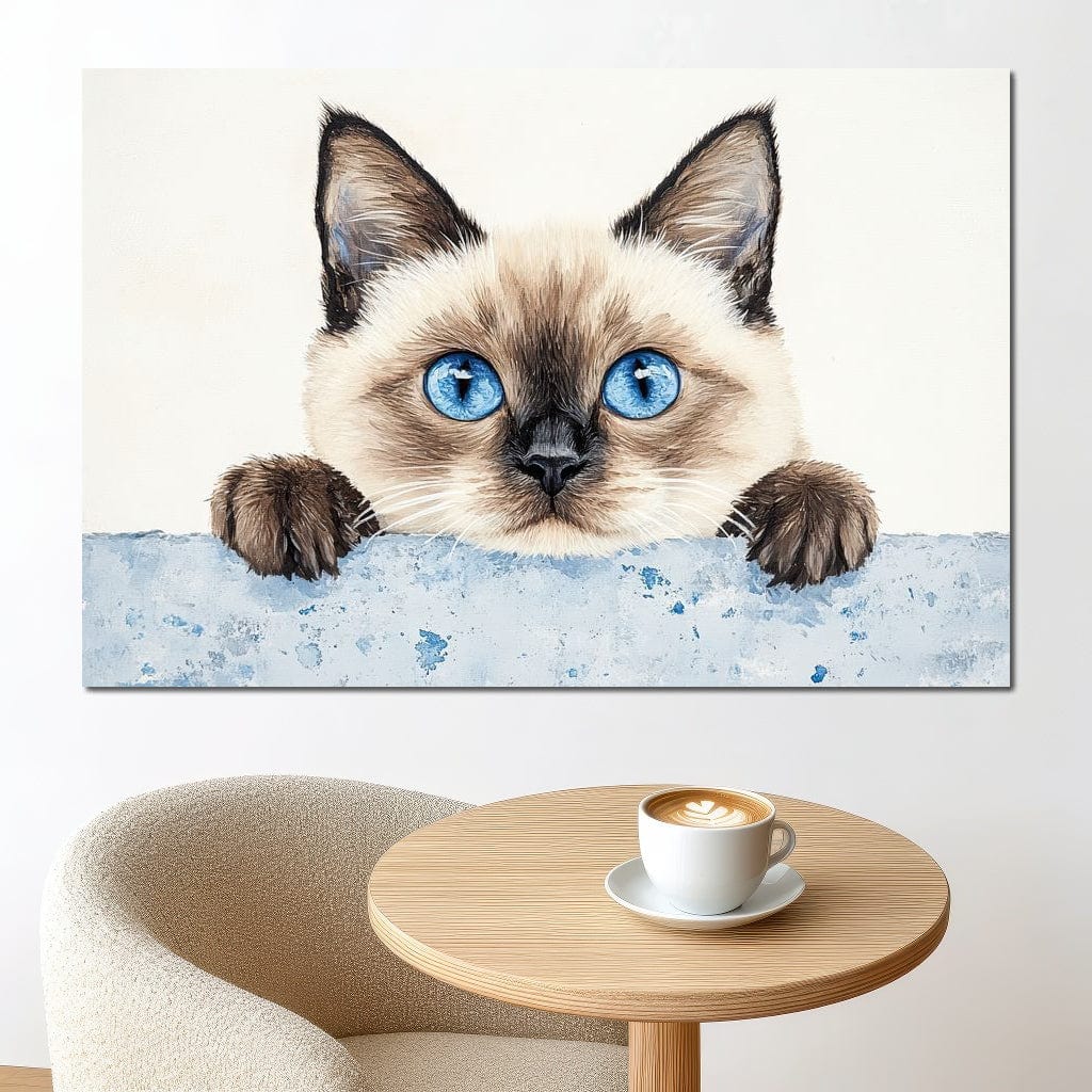 tablou canvas cu o pisica siameza cu ochi albastri, pe fundal deschis si simplist