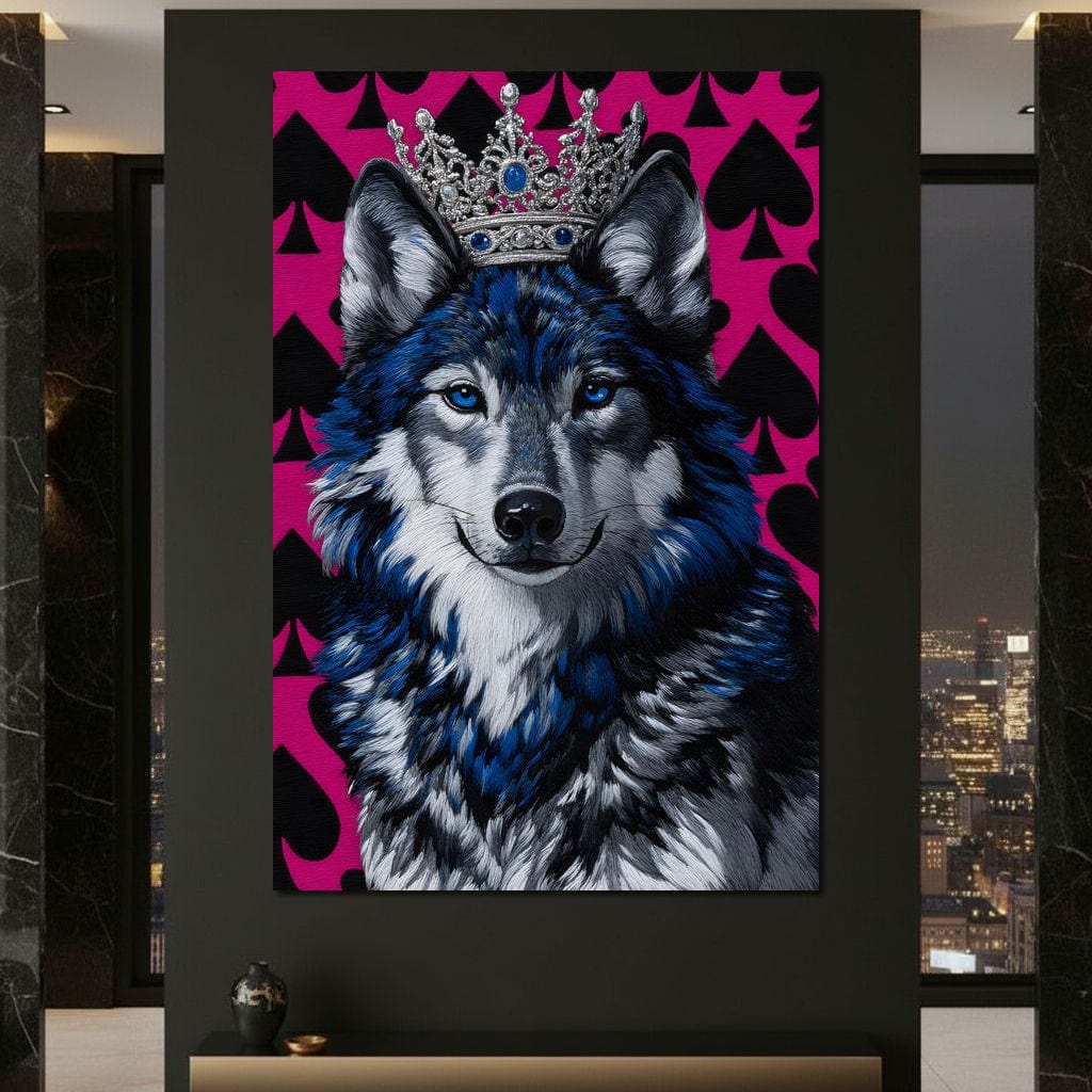 tablou canvas cu un caine lup cu coroana cu bijuterii albastre, pe fundal roz cu simbolurile cartilor de joc
