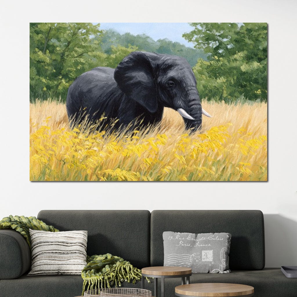 tablou canvas cu un elefant intr-un lan auriu, pe fundal natural cu vegetatie, redat in stil pictura