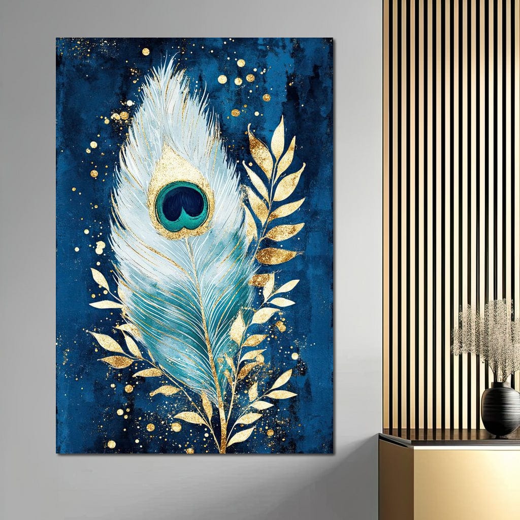 tablou canvas cu o pana de paun pictata cu accente aurii, pe fundal albastru inchis