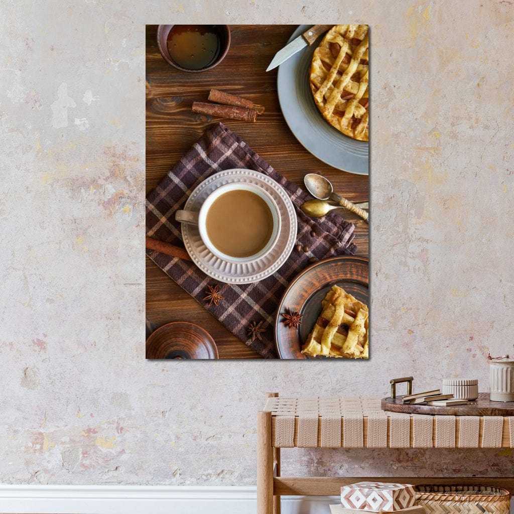 tablou canvas cu o ceasca de cafea, pe o masa de lemn cu farfurii cu placinta si tacamuri de mic dejun, intr-un cadru rustic 