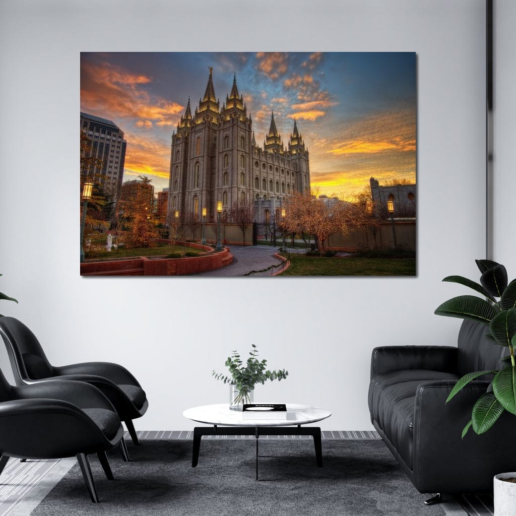 Tablou Canvas Premium LuxCanva® H1010, Templul sub Cerul Divin , Cer, Divin, Catedrala, Refugiu, Lumina, Credinta, Rugaciune, Apus, Pace, Living