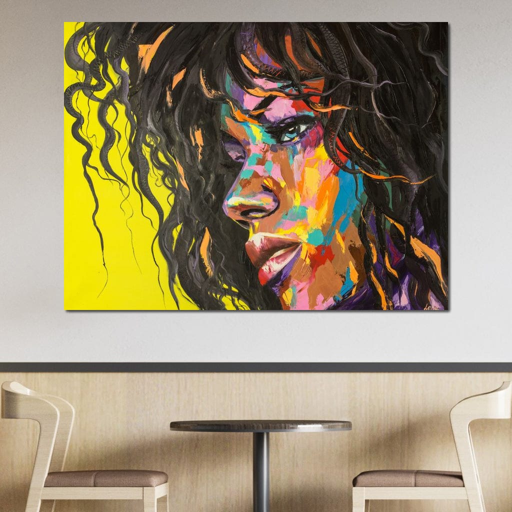 Imagine cu pictura cu portret de femeie expresiva, tiparita pe panza canvas