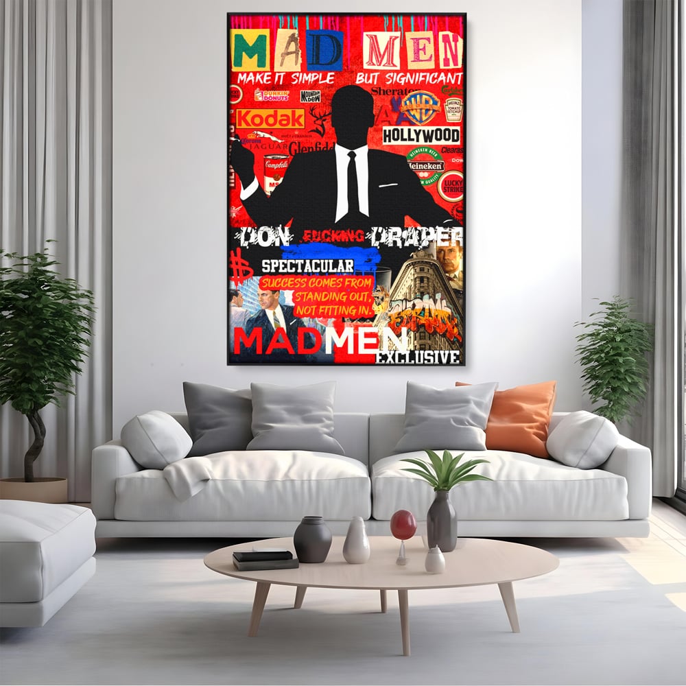 Tablou canvas cu tablou canvas cu silueta don draper, in rama de aluminiu negru, pe perete intr-un living