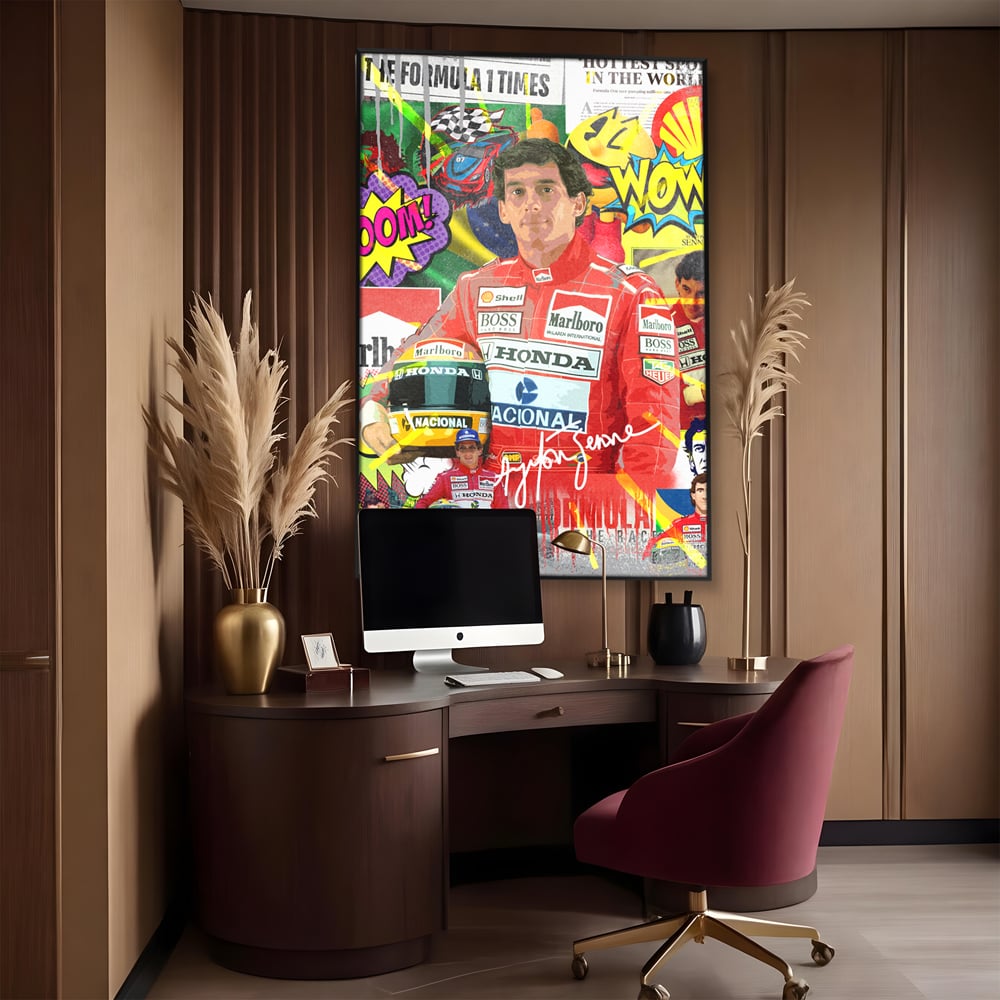 Tablou canvas cu tablou canvas cu pilotul ayrton senna, in rama de aluminiu negru, pe perete intr-un birou