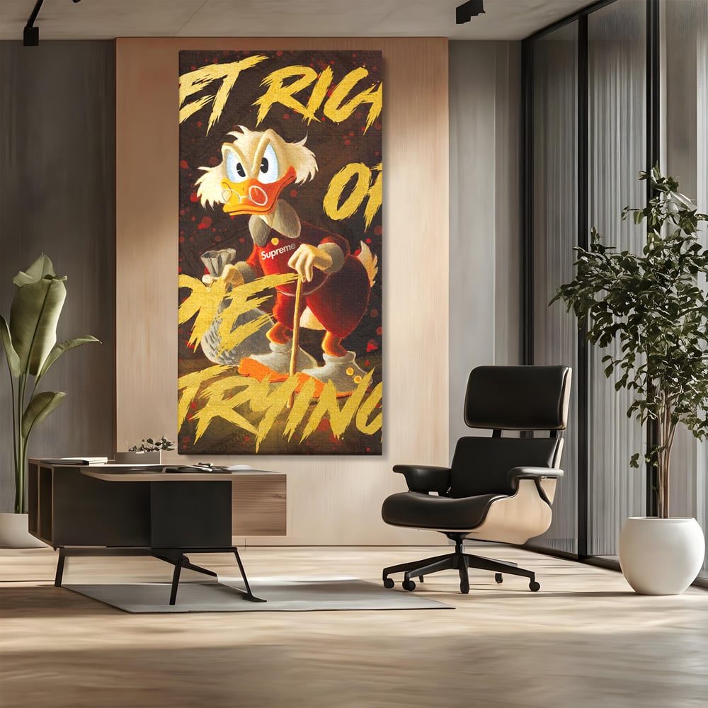 Tablou canvas cu tablou canvas cu scrooge mcduck, fara rama, pe sasiu de lemn, pe perete intr-un birou
