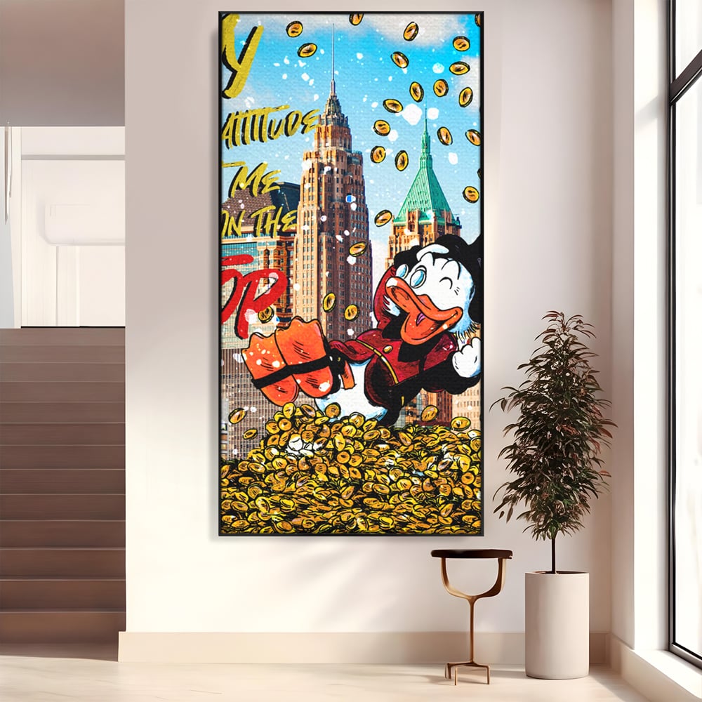 Tablou canvas cu tablou canvas cu scrooge mcduck pe munte de bani, in rama de aluminiu negru