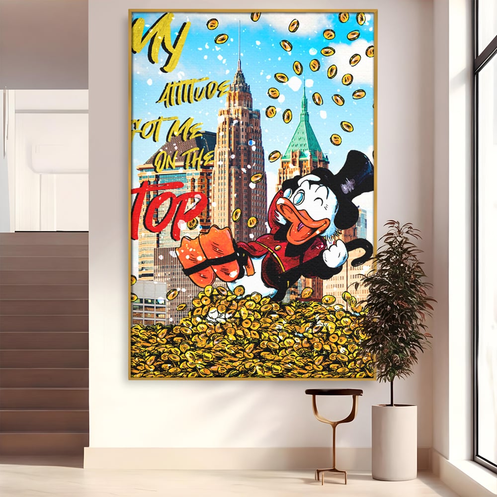 Tablou canvas cu tablou canvas cu scrooge mcduck pe munte de bani, in rama de aluminiu auriu